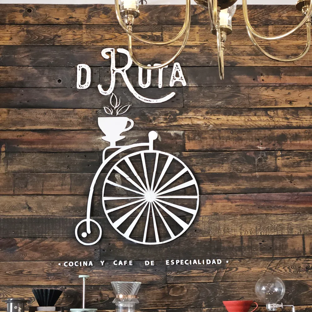 Nueva apertura cafetería “D’ Ruta” y librería “Lengua Prieta”